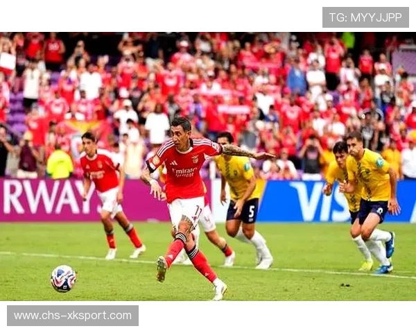 拜仁利用中场断球快速反击打穿博卡，拜仁打篮球